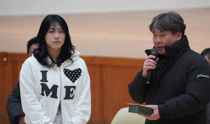 2024-2학기 성적우수장학금 전달식, 이서린-유용상 학장