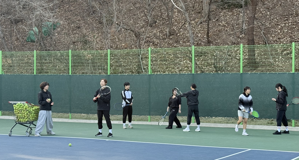 스포츠과학부 테니스 동아리 운동 시작 이승연 주장