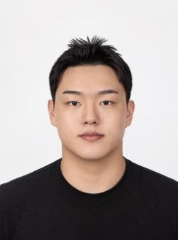체육차장 23학번 이정언